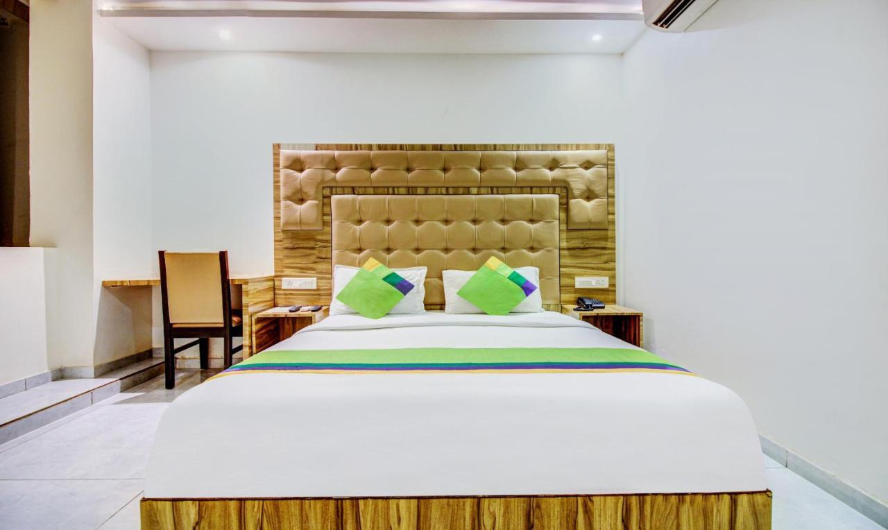Treebo Trend Bkc Grand Mumbai Exterior foto