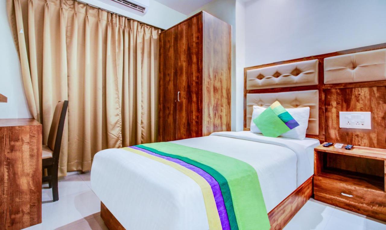 Treebo Trend Bkc Grand Mumbai Exterior foto